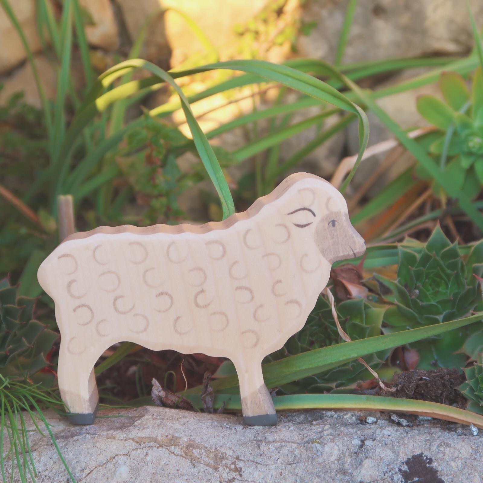 Holztiger: Sheep (standing) - Image 3