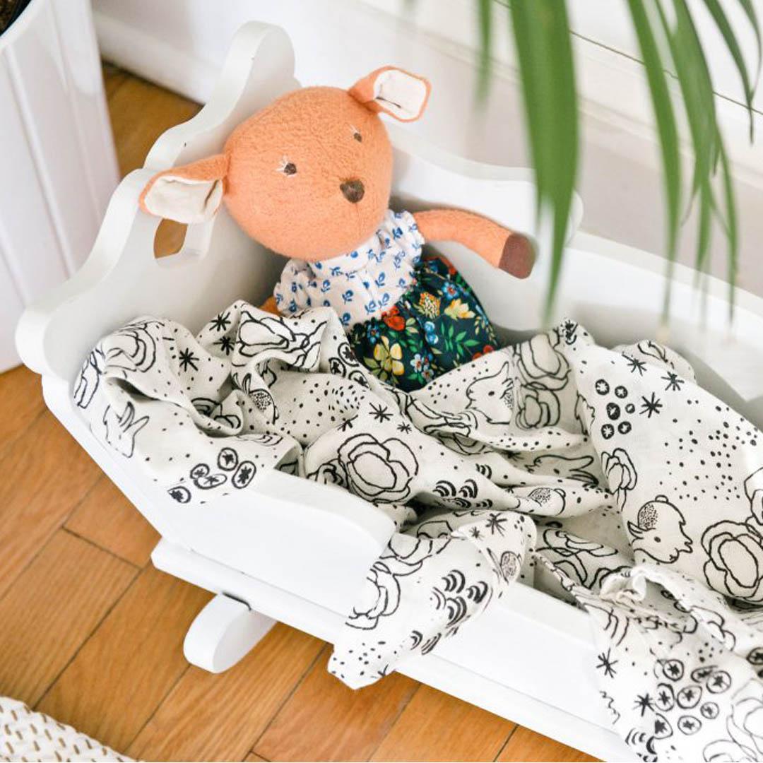 Wee Gallery: Organic Muslin Blanket (Bunnies) - Image 3