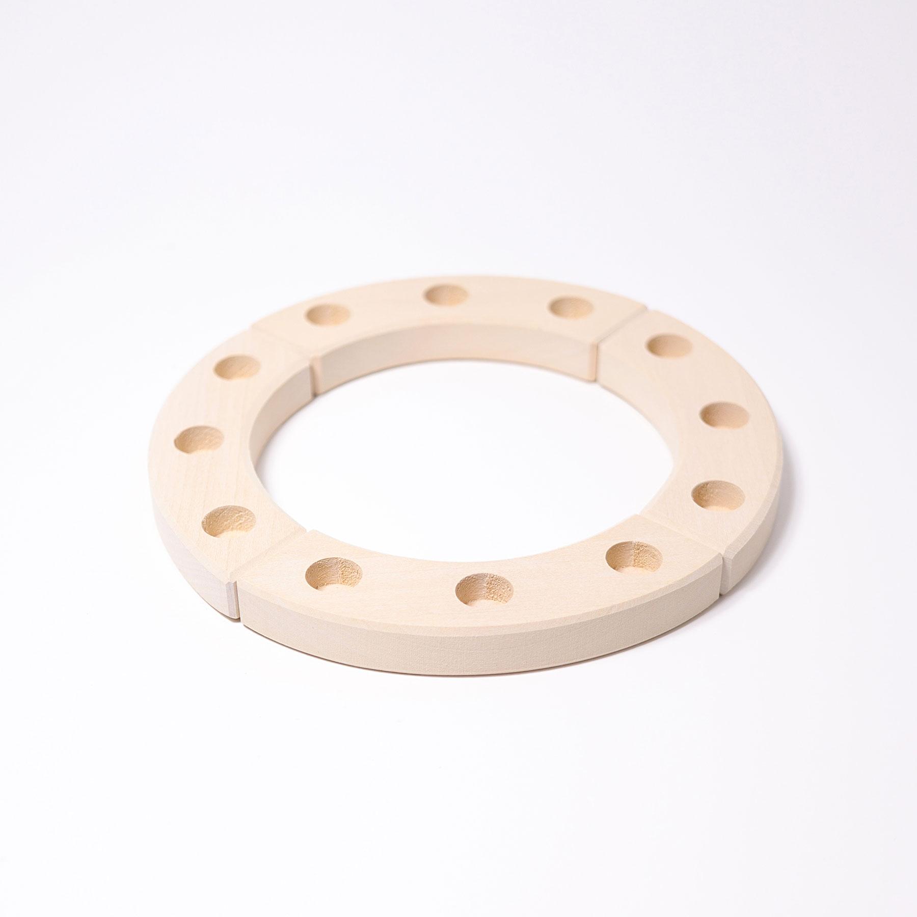 Grimm's: Small Celebration Ring (white)
