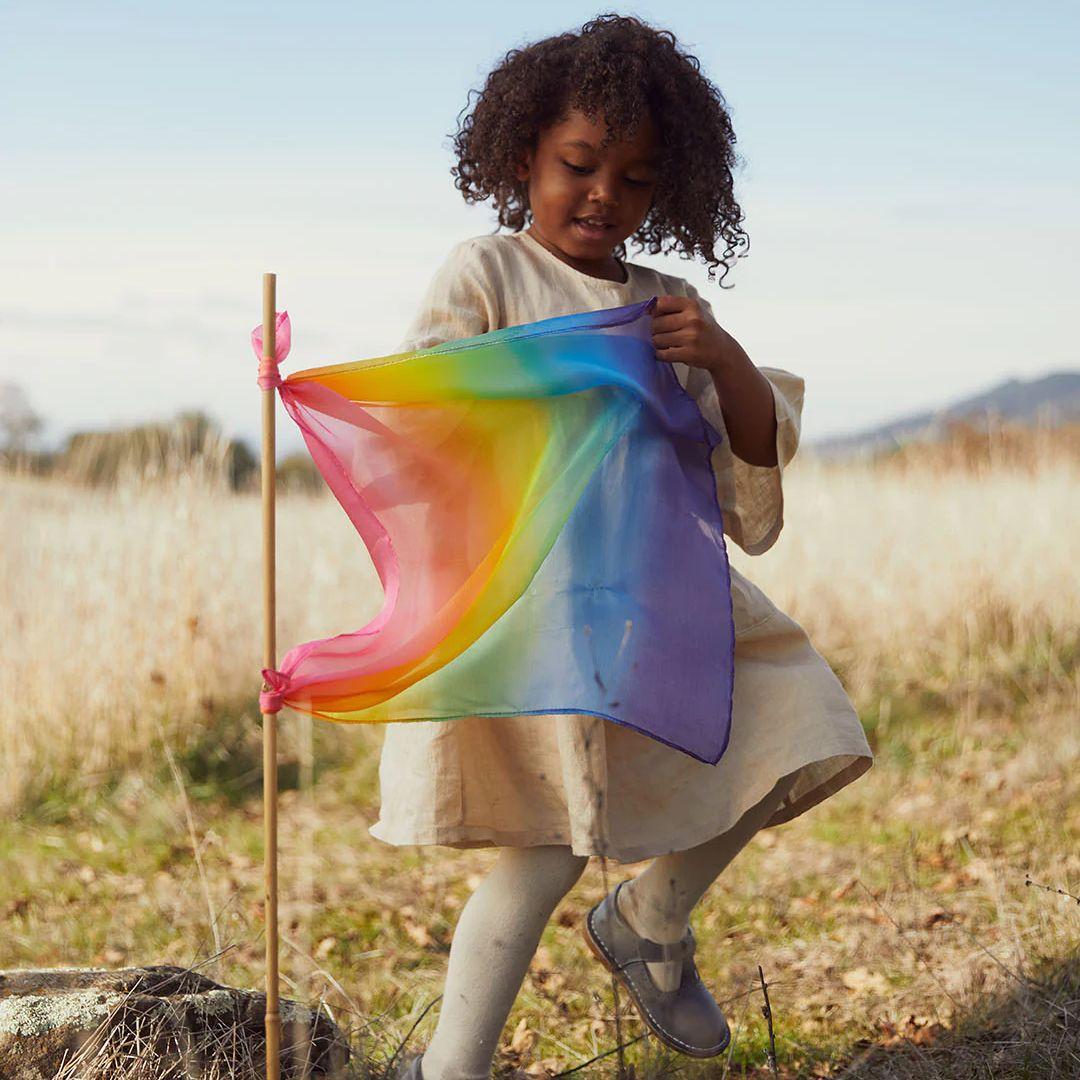 Sarah's Silks: Mini Rainbow Playsilk | Malih nog naokrog