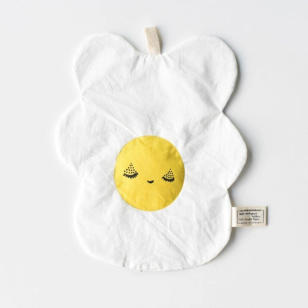 Wee Gallery: Crinkle Toy Egg