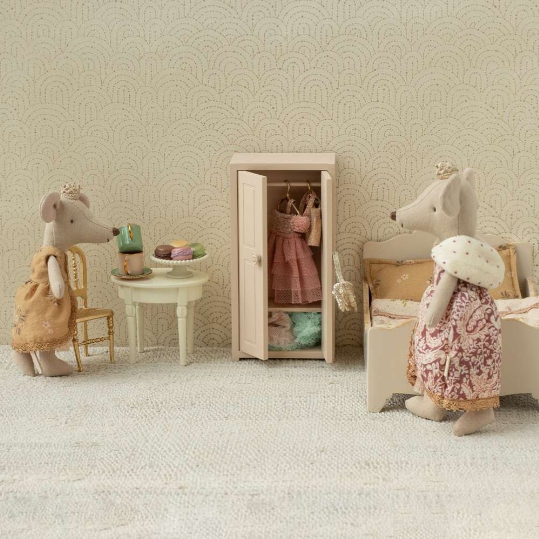 2-maileg-kraljica-miska-queen-mouse-17-5342-00