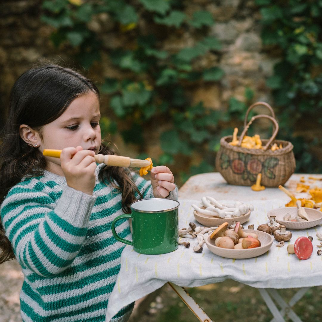 grapat-waldorf-igrace-mushroom-grove-26-284-2