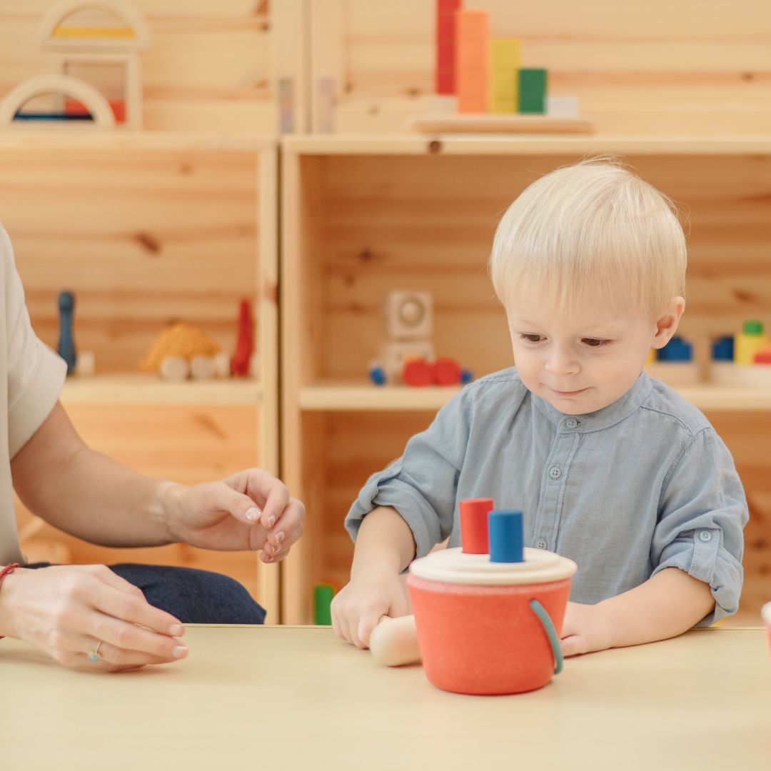 Plan Toys: Hammer the Cylinder Bucket - Image 4